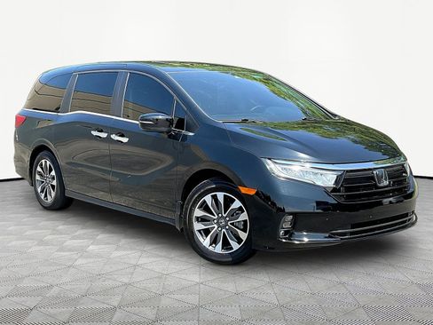 Used 2024 Honda Odyssey EX-L image 3