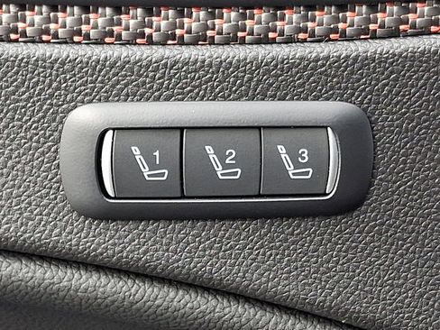 Used 2024 Alfa Romeo Stelvio Quadrifoglio image 25