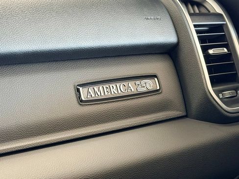 New 2026 RAM 1500 Big Horn AWD/4WD image 13