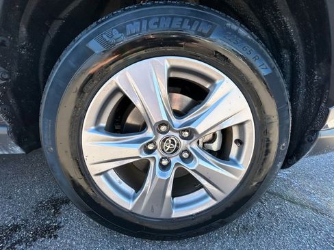 Used 2024 Toyota RAV4 XLE image 35