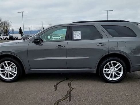 Used 2025 Dodge Durango GT image 5