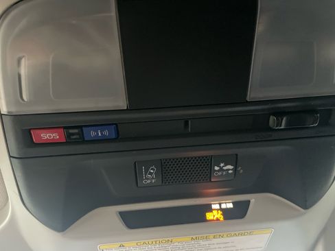 Used 2019 Subaru Crosstrek 2.0i Premium w/ Eyesight System image 27