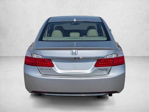 Used 2015 Honda Accord Touring image 6