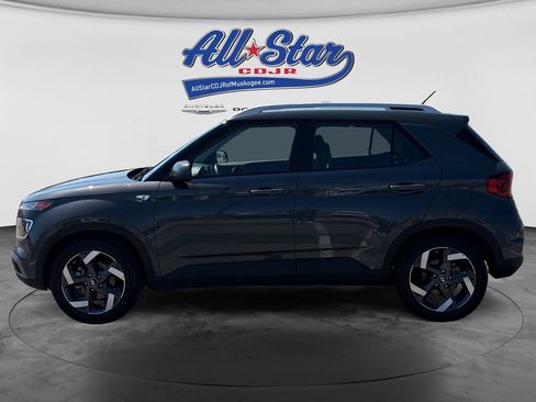 Used 2025 Hyundai Kona SEL FWD image 8