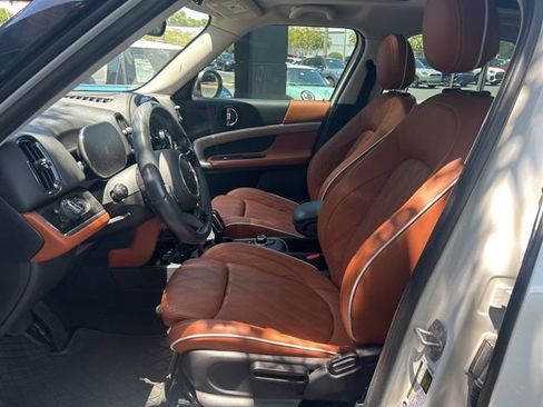Used 2024 MINI Cooper Countryman S w/ Signature Upholstery Package FWD image 4
