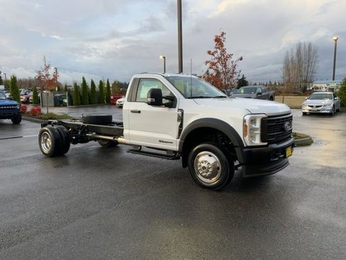 Used 2024 Ford F450 XL image 3