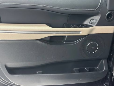 Certified 2024 Ford Expedition Max Limited AWD/4WD image 19