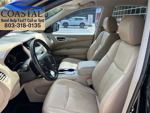 Used 2017 Nissan Pathfinder SL w/ SL Tech Package FWD image 12