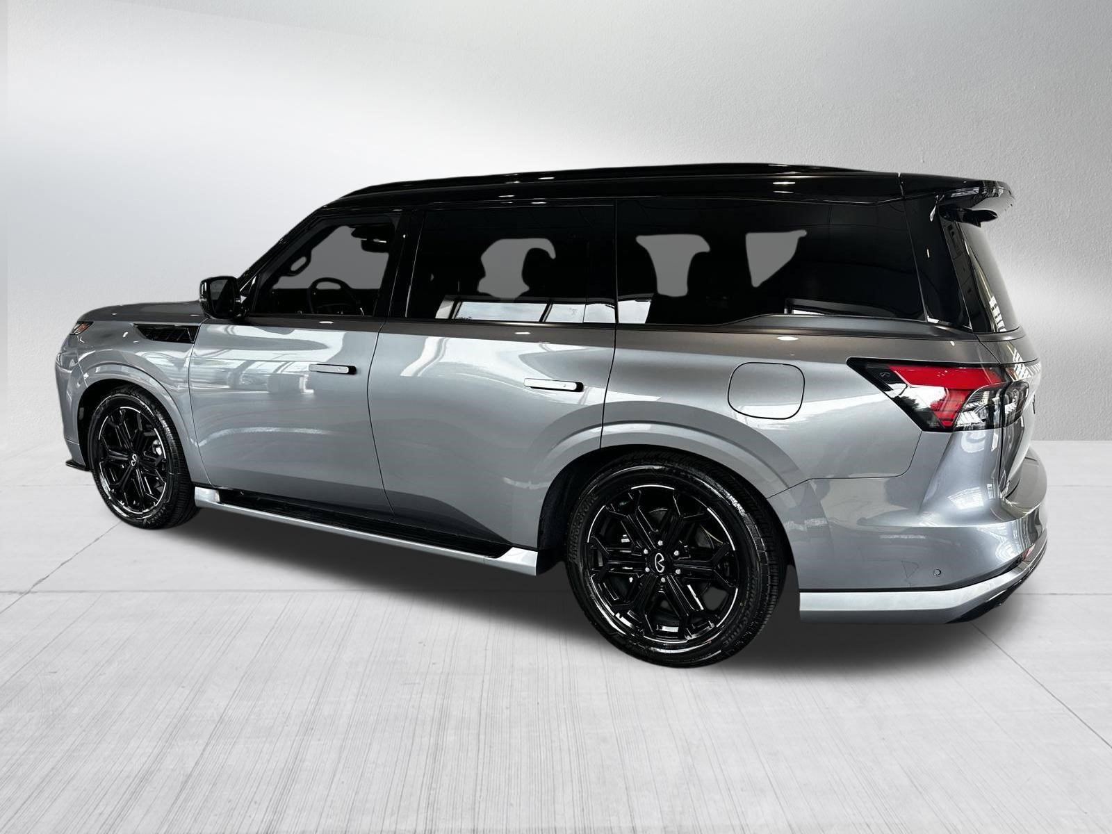 New 2027 INFINITI QX80 Sensory AWD/4WD image 3