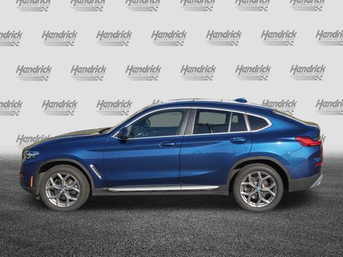 Certified 2025 BMW X4 xDrive30i image 6