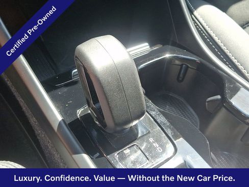 Certified 2023 Volvo XC40 B5 Plus w/ Climate Package AWD/4WD image 16