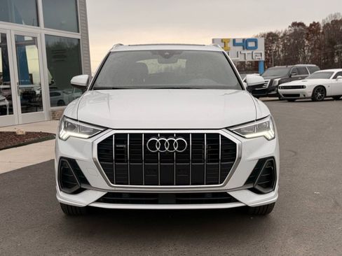 Used 2023 Audi Q3 2.0T Premium Plus image 2