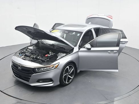 Used 2018 Honda Accord Sport image 48