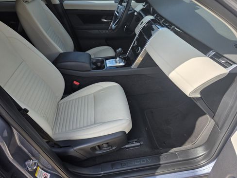 Certified 2023 Land Rover Discovery Sport SE image 3