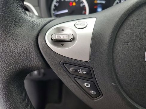 Used 2018 Nissan Sentra SR w/ Technology Package FWD image 23