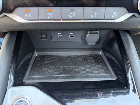 Used 2024 Nissan Altima 2.5 SR w/ SR Premium Package FWD image 9