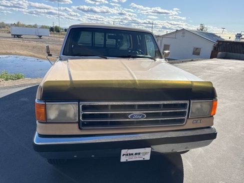 Used 1990 Ford F250 2WD SuperCab image 2