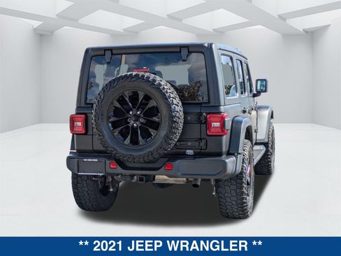 Used 2021 Jeep Wrangler Unlimited Sahara image 4