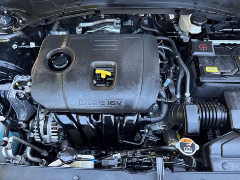 Used 2025 Kia Seltos S image 33