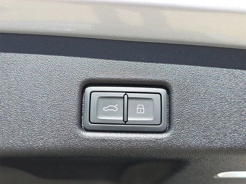 New 2025 Audi Q5 Premium Plus image 13