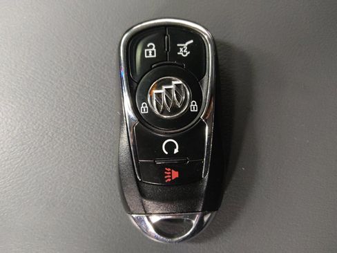 Used 2019 Buick Enclave Essence FWD image 32
