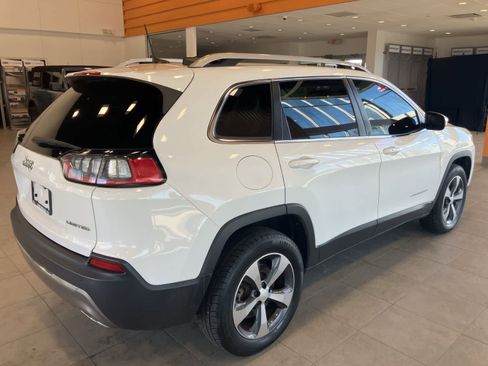 Used 2019 Jeep Cherokee Limited image 5