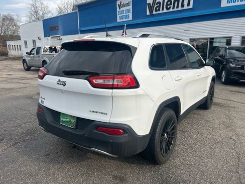 Used 2018 Jeep Cherokee Limited AWD/4WD image 7