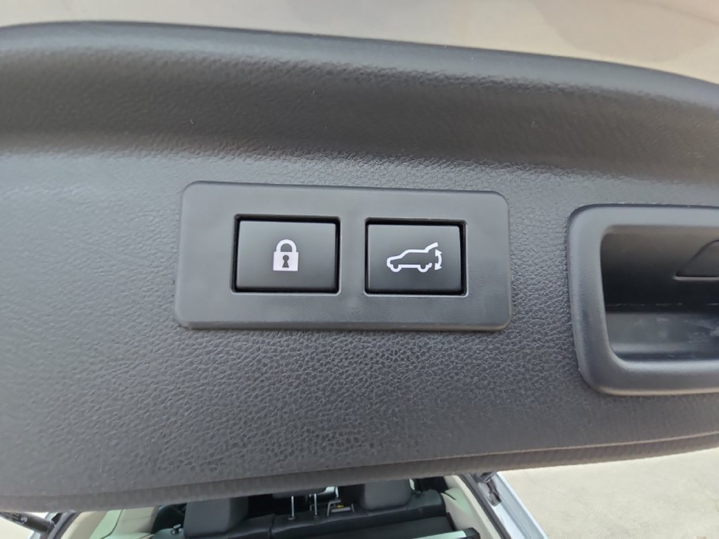 Used 2024 Subaru Forester Limited AWD/4WD image 33