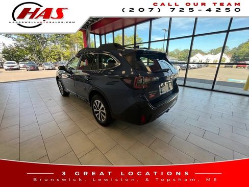 Used 2021 Subaru Outback AWD/4WD image 5
