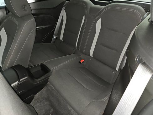 Used 2020 Chevrolet Camaro LT image 16