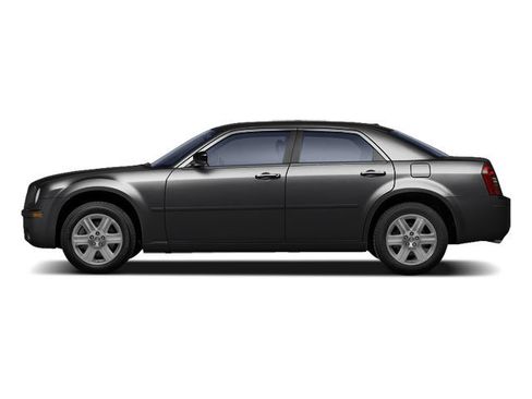 Used 2010 Chrysler 300 C w/ Luxury Group II image 1