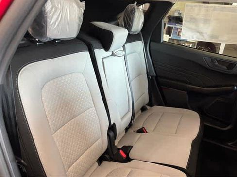 New 2025 Ford Escape Active w/ Tech Pack #1 image 30
