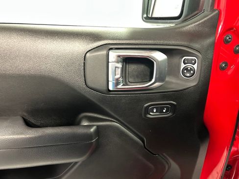 Used 2025 Jeep Wrangler Unlimited Rubicon 4xe w/ Safety Group image 14