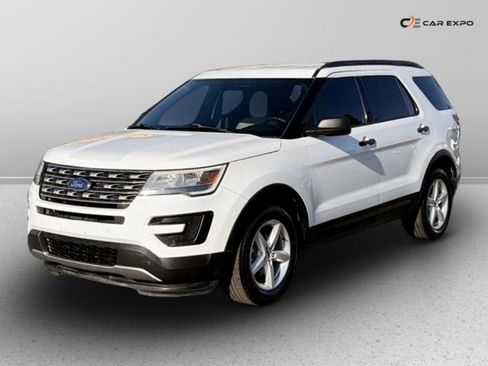Used 2018 Ford Explorer FWD image 1