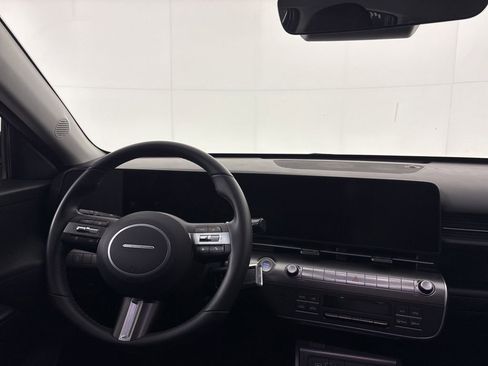 Certified 2025 Hyundai Kona SEL image 21