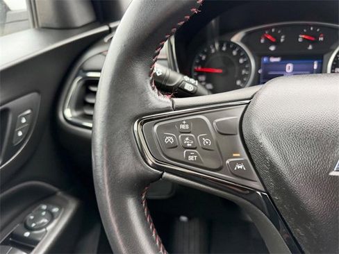 Used 2022 Chevrolet Equinox RS image 12