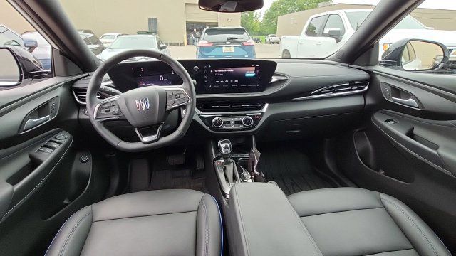 Used 2024 Buick Envista Sport Touring w/ Convenience I Package FWD image 10