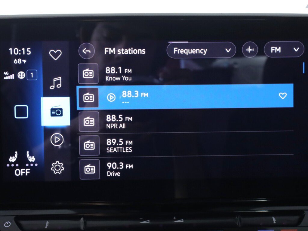 Used 2022 Volkswagen ID.4 Pro AWD/4WD image 17