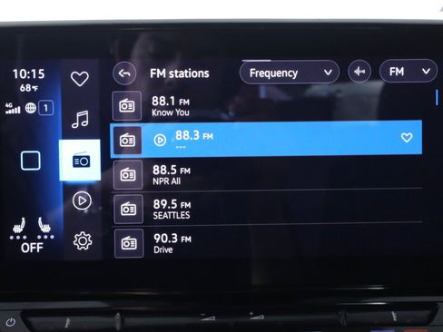 Used 2022 Volkswagen ID.4 Pro AWD/4WD image 17