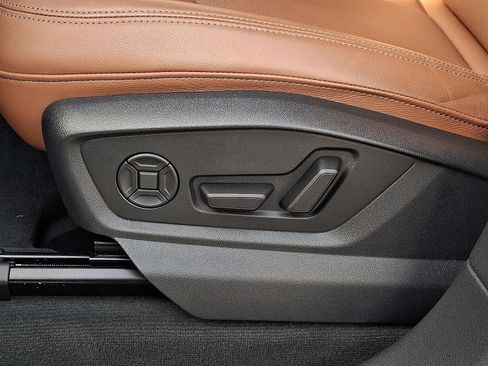 Used 2025 Audi Q7 3.0T Premium Plus image 27