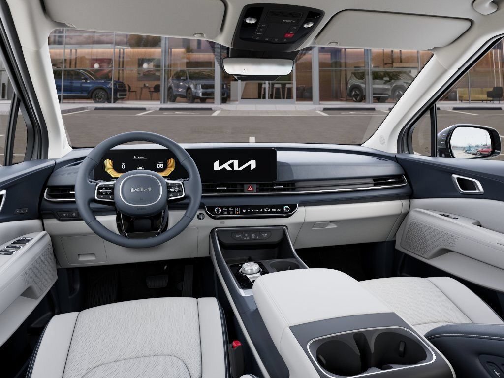 Used 2026 Kia Carnival EX FWD image 21