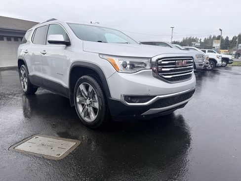 Used 2017 GMC Acadia SLT image 7
