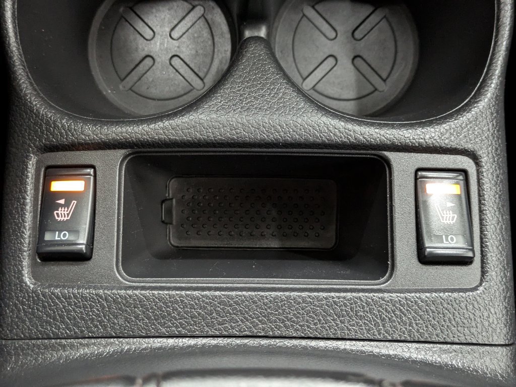 Used 2018 Nissan Rogue SV AWD/4WD image 7