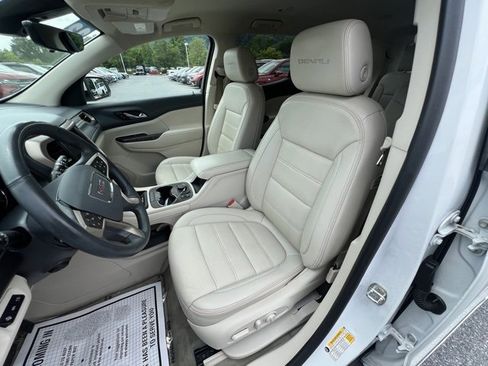 Certified 2023 GMC Acadia Denali w/ Denali Technology Package image 25