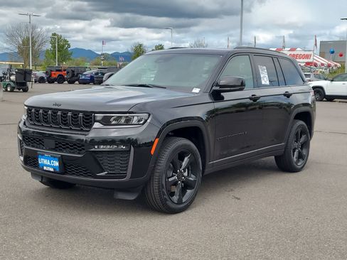 New 2026 Jeep Grand Cherokee Limited AWD/4WD image 1