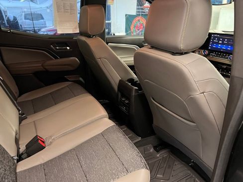 Used 2024 Chevrolet Colorado ZR2 image 43