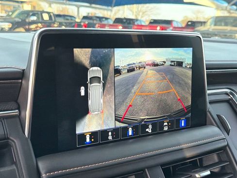 Used 2024 GMC Yukon XL AT4 w/ AT4 Premium Package image 16