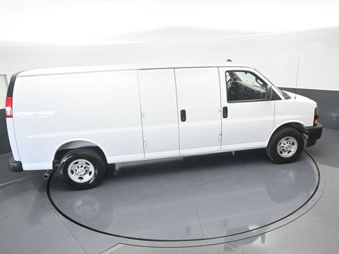 New 2025 Chevrolet Express 3500 Extended w/ Driver Convenience Package image 45