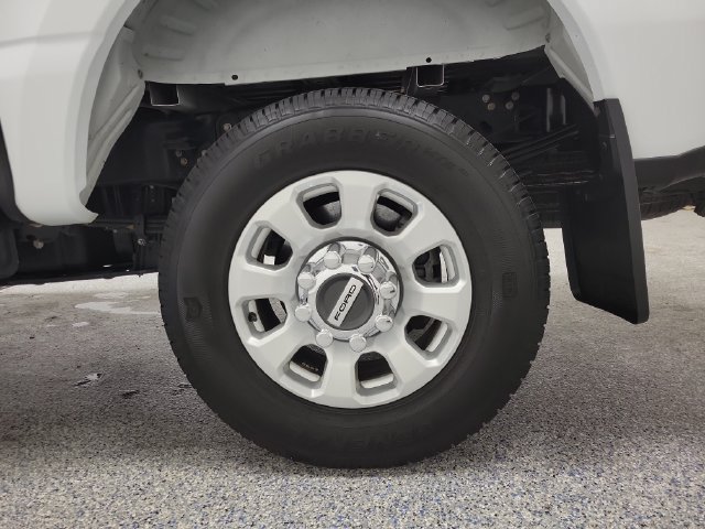Used 2024 Ford F250 XLT AWD/4WD image 5