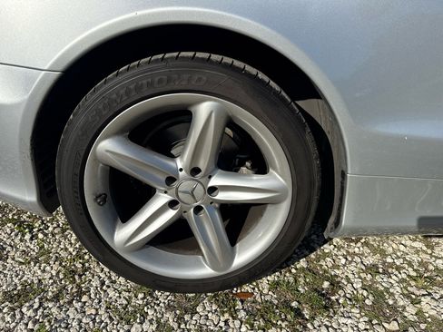 Used 2006 Mercedes-Benz SL 500 500 image 9